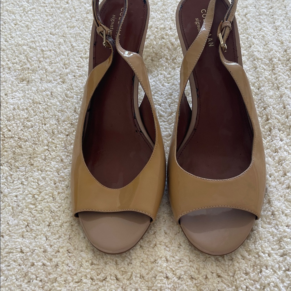 Cole Haan Tan Patten Leather Slingback Peep Toe Heels Sz 8